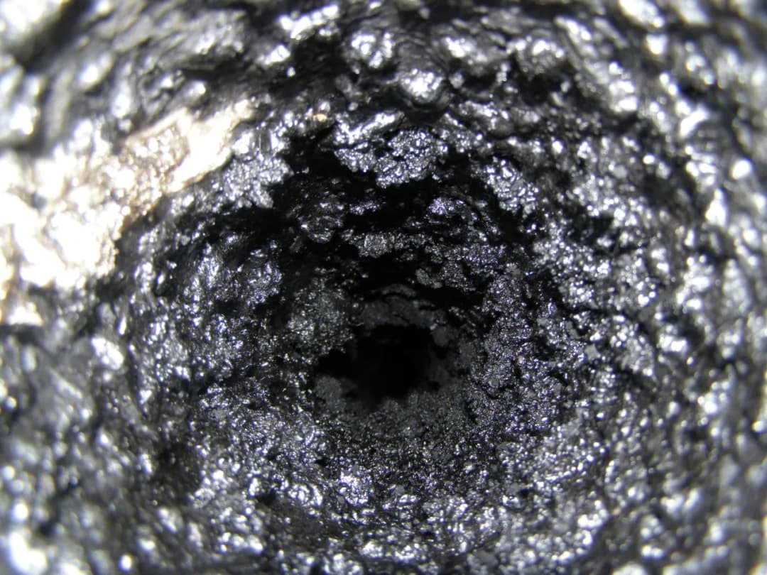 Zatkany komin objawy: Jak rozpoznać niebezpieczeństwo w domu