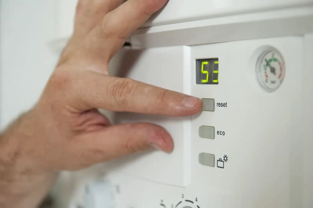 Jakiej firmy kocioł gazowy wybrać, aby uniknąć wysokich kosztów?