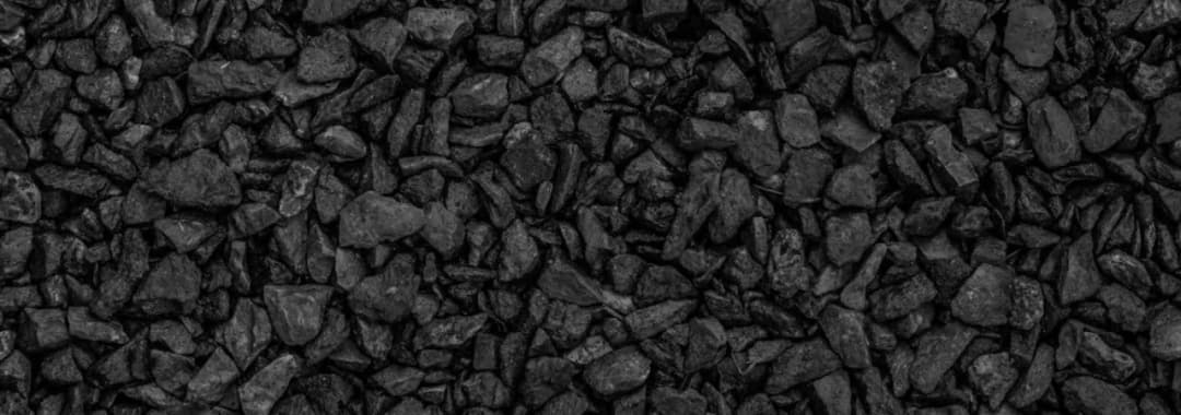 Ile kosztuje ekogroszek? Sprawdź ceny i czynniki wpływające na koszt